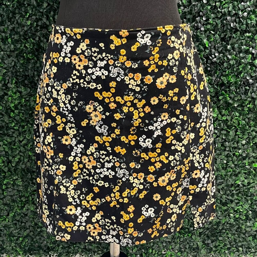 Eyeshadow Mini Skirt- Size 7